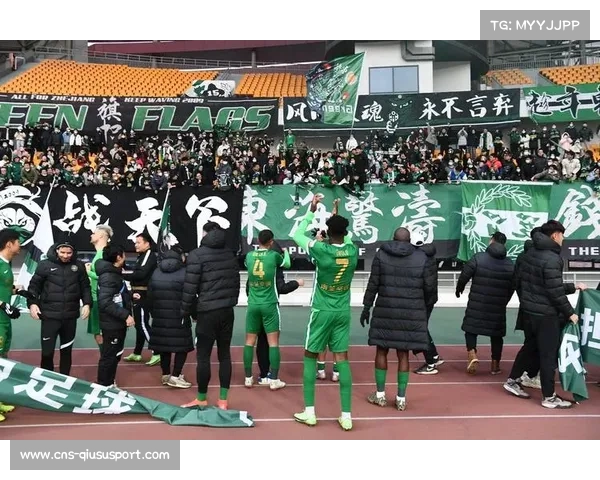 中乙联赛欠薪风波升级 云南俱乐部面临解散危机引发广泛关注 中乙联赛欠薪风波升级 云南俱乐部面临解散危机引发广泛关注