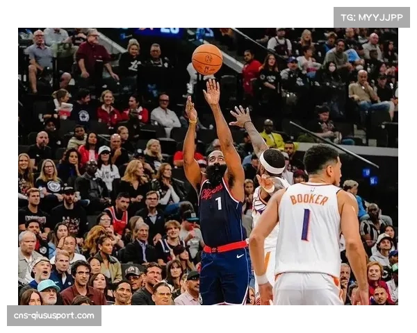 快船太阳首发出炉 哈登伦纳德联手迎战布克狄龙争锋今晚焦点战